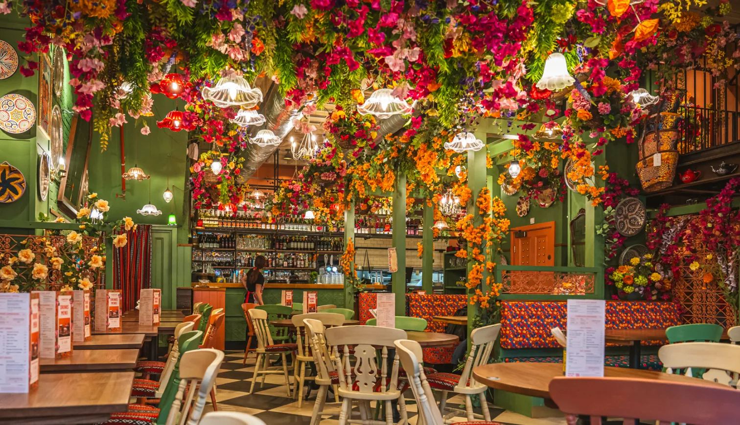 Best 6 Lebanese Restaurants in Dubai