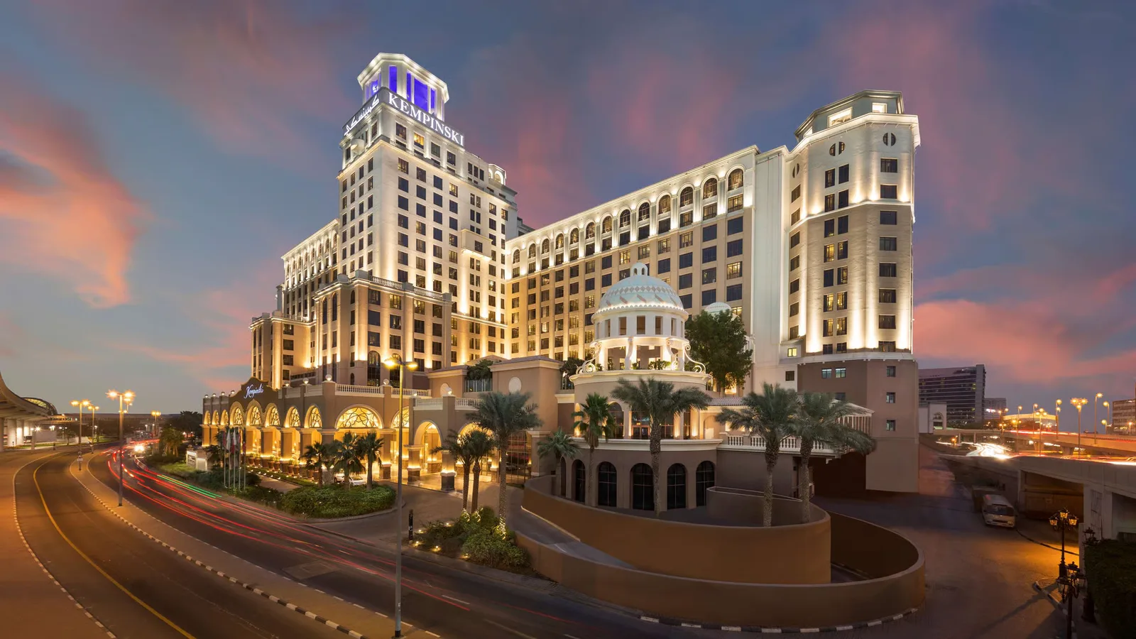 The Best Hotels Near The Dubai Mall