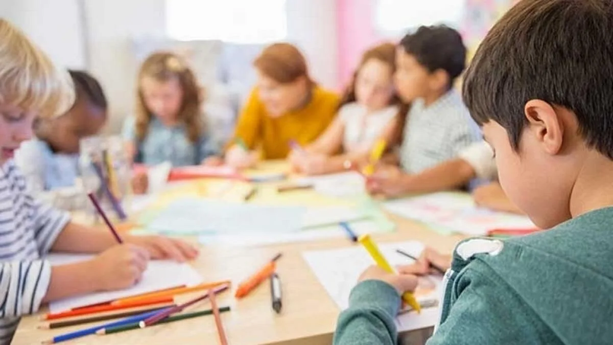 كيفية التوفير في الرسوم المدرسية في الإمارات العربية المتحدة