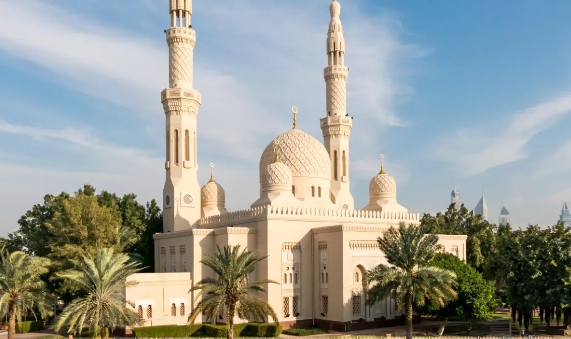 افتتاح 16 مسجداً جديداً في دبي بتكلفة 140 مليون درهم