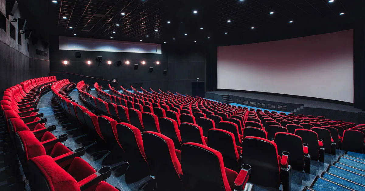 أفضل دور السينما الخارجية في دبي