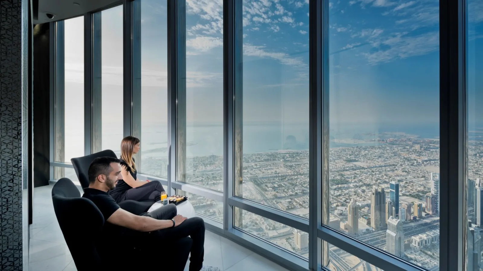 Best Restaurants with Burj Khalifa Views in Dubai 2025
