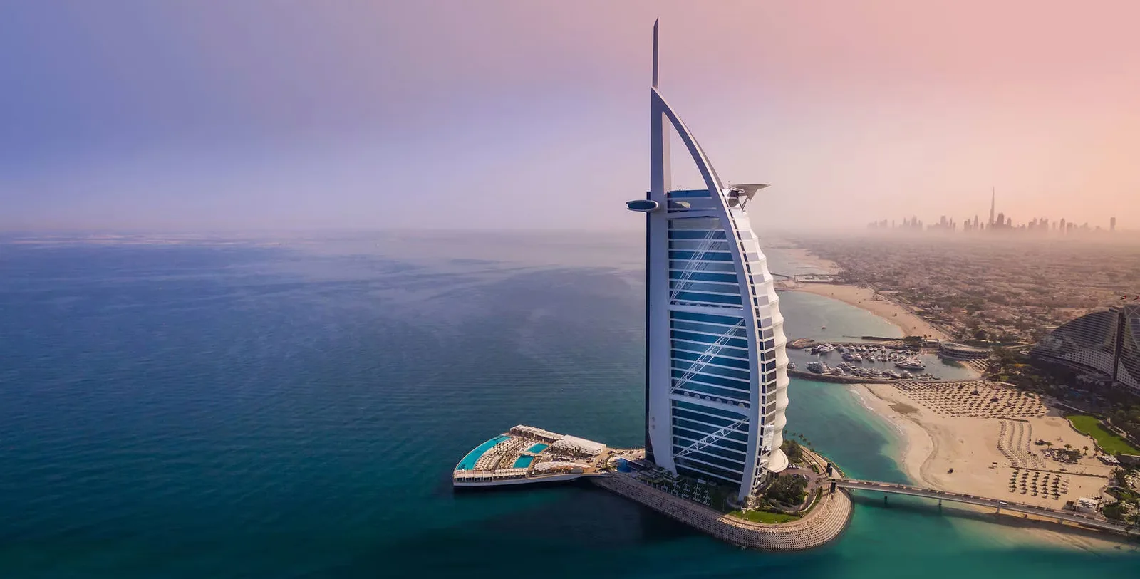 أفضل 7 فنادق في جميرا بيتش دبي