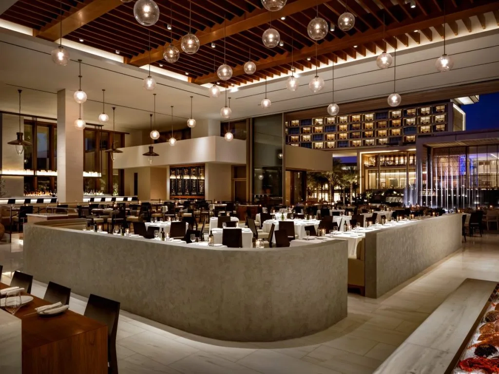 مطعم estiatorio Milos Dubai