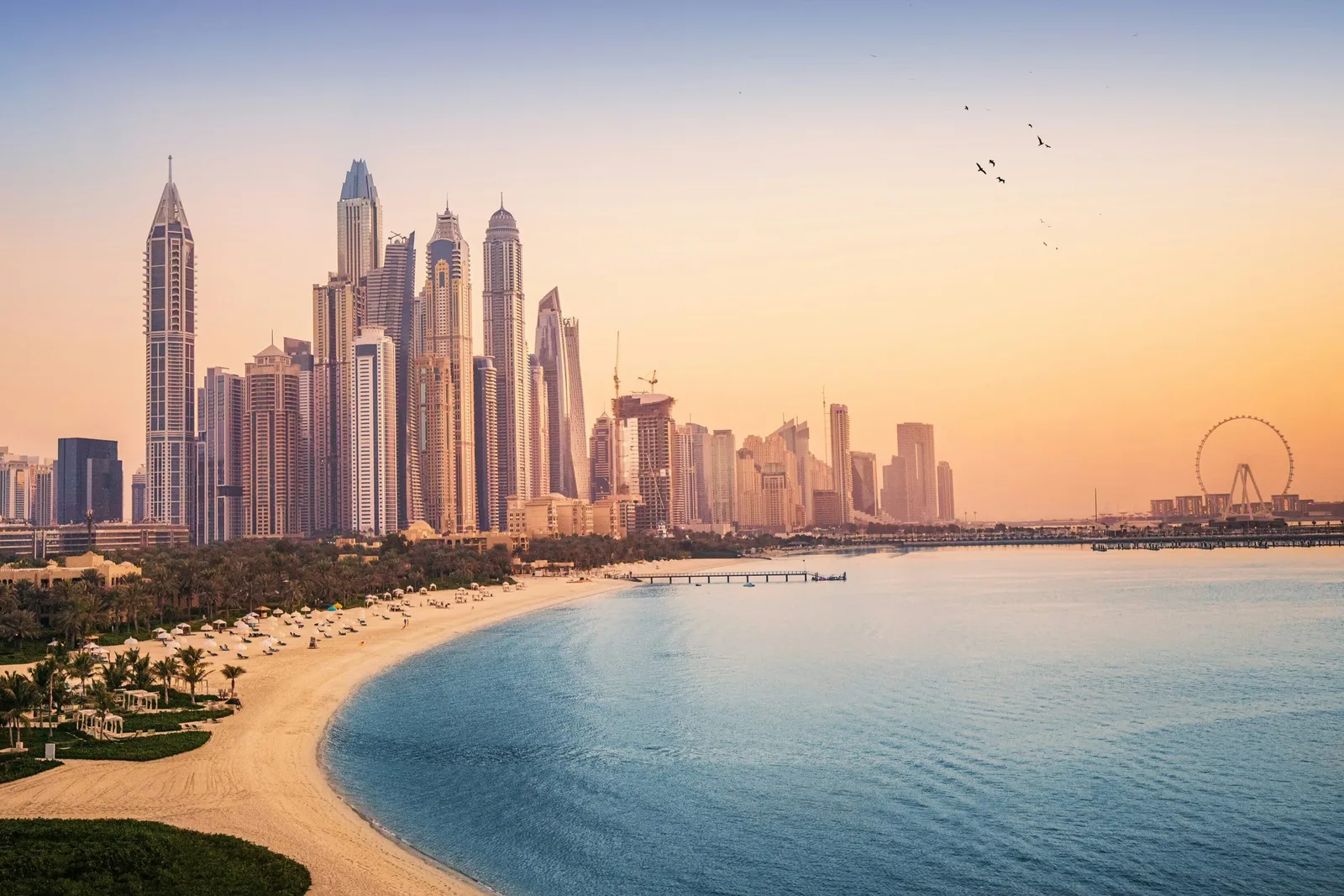 دبي تستقطب 2.6 مليون سائح في موسم صيفي قياسي