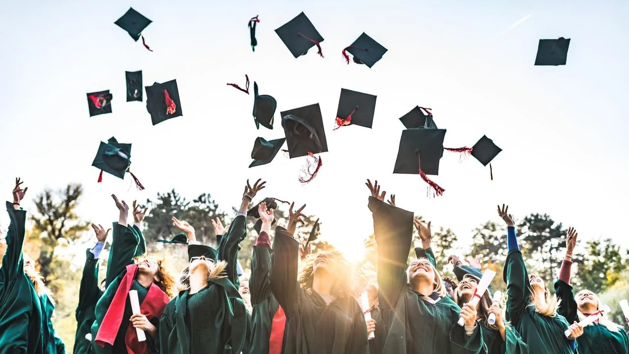 أفضل 5 جامعات في الإمارات للطلاب الدوليين 2024