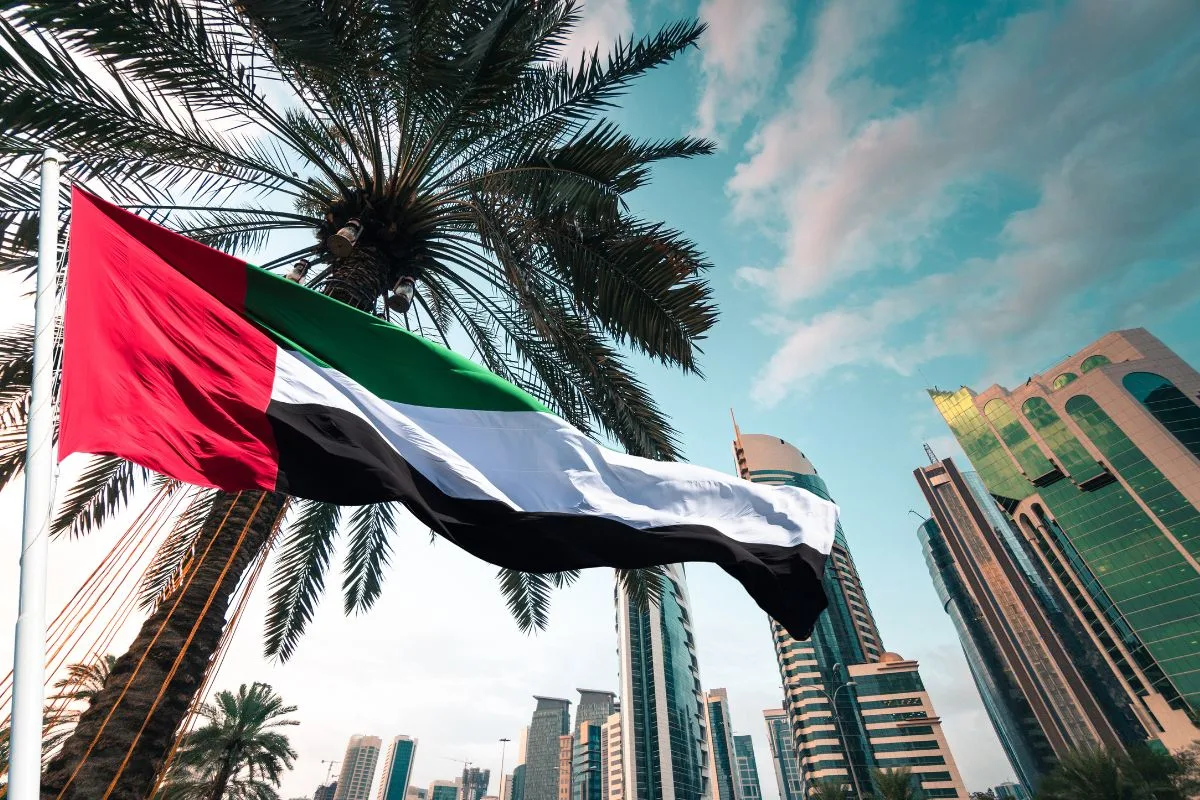 أفضل 6 شركات مدرجة بالإمارات 2024