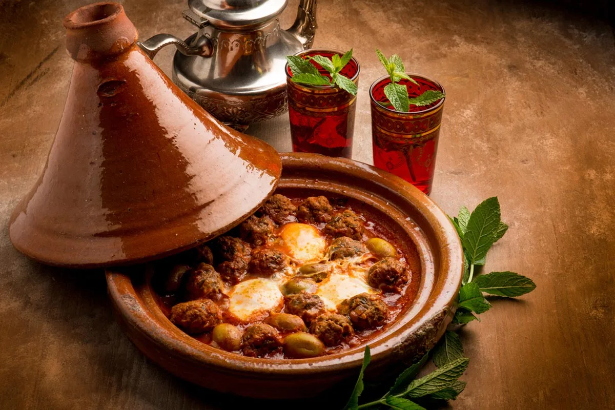 أفضل 4 مطاعم مغربية في دبي تستحق التجربة