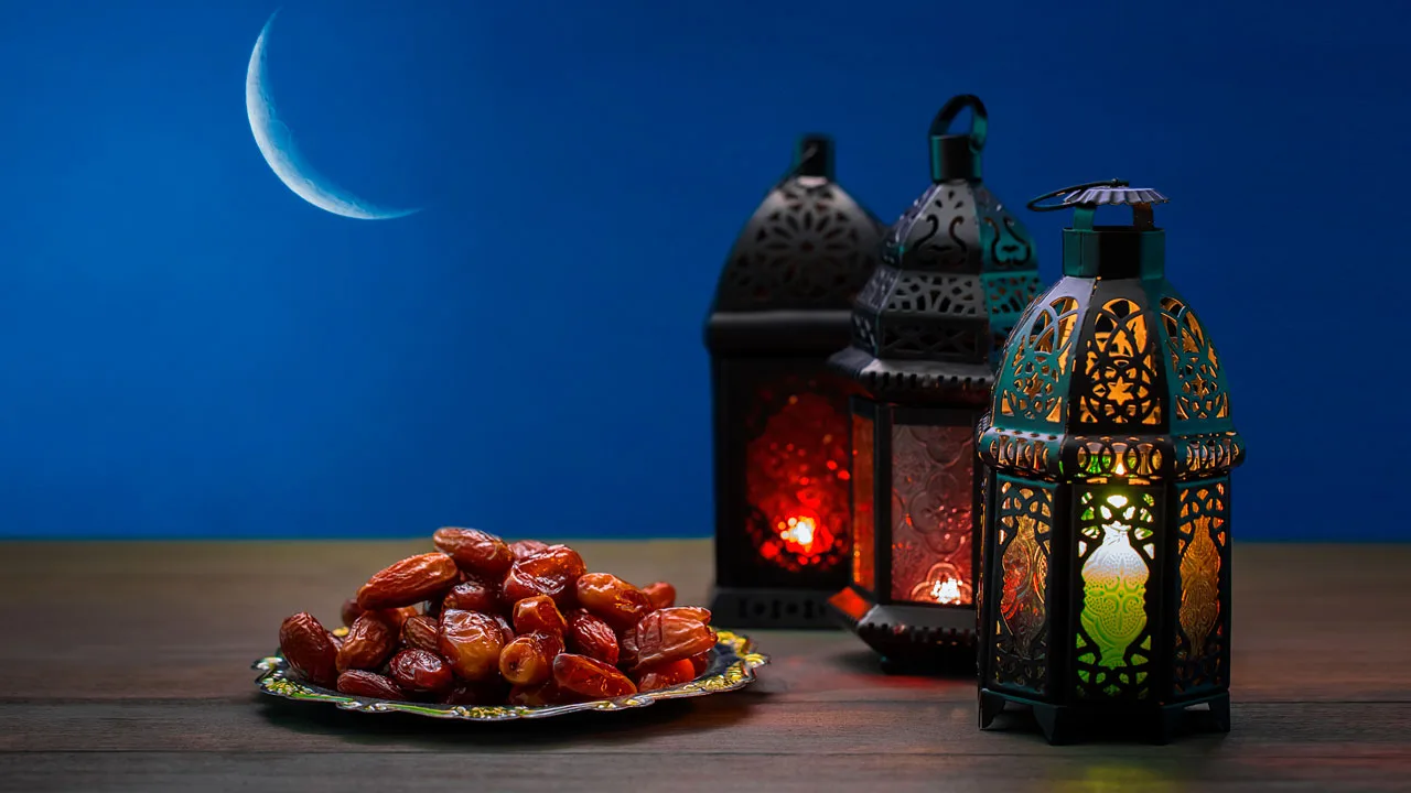 ما هي فوائد صيام شهر رمضان الدينية والصحية ؟