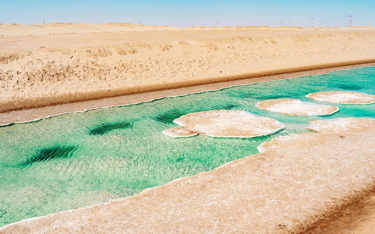 3 عجائب طبيعية مذهلة يمكنك زيارتها في أبوظبي