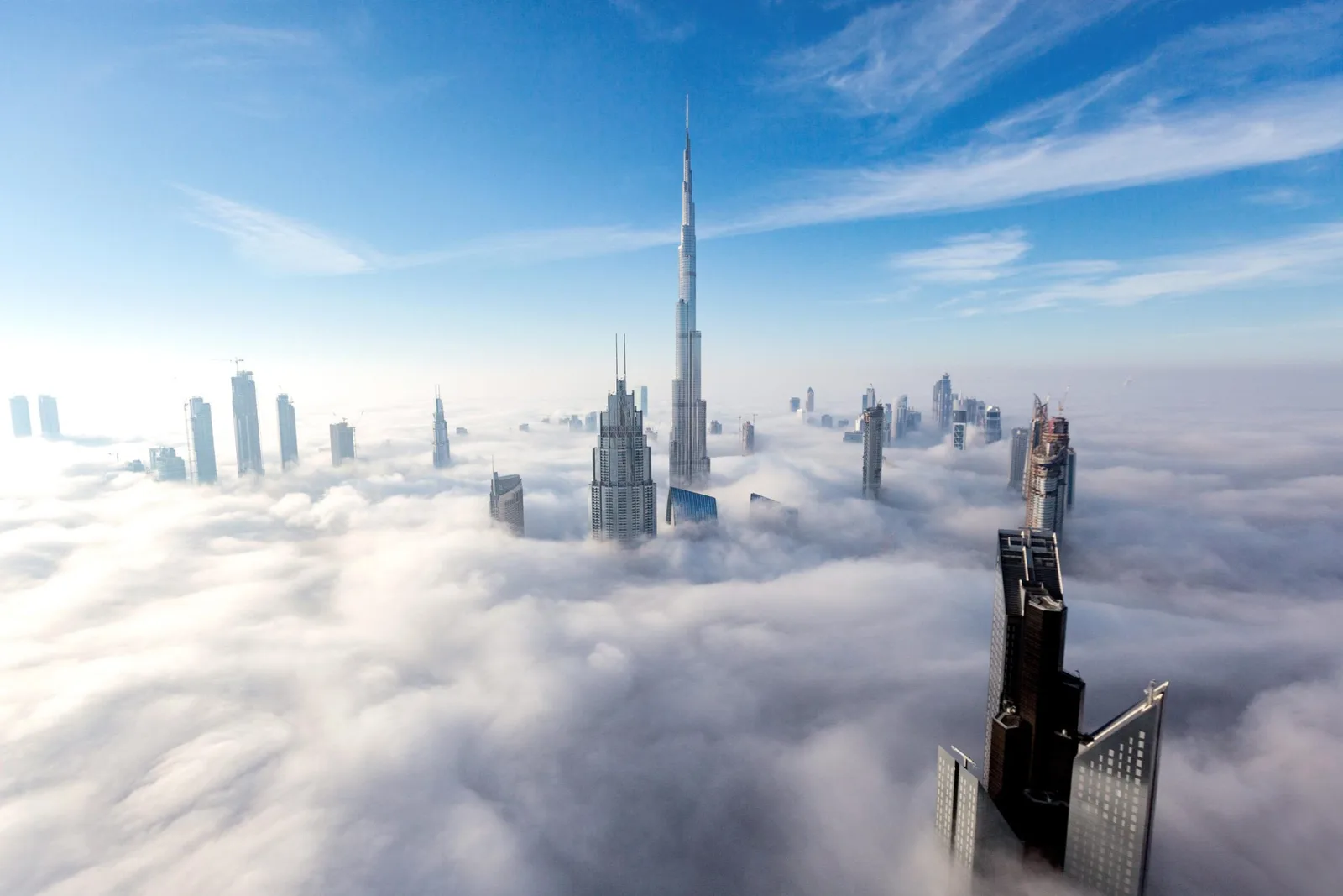 أفضل 4 مطاعم على البحر في دبي تضمن لكِ تجربة لا تنسى