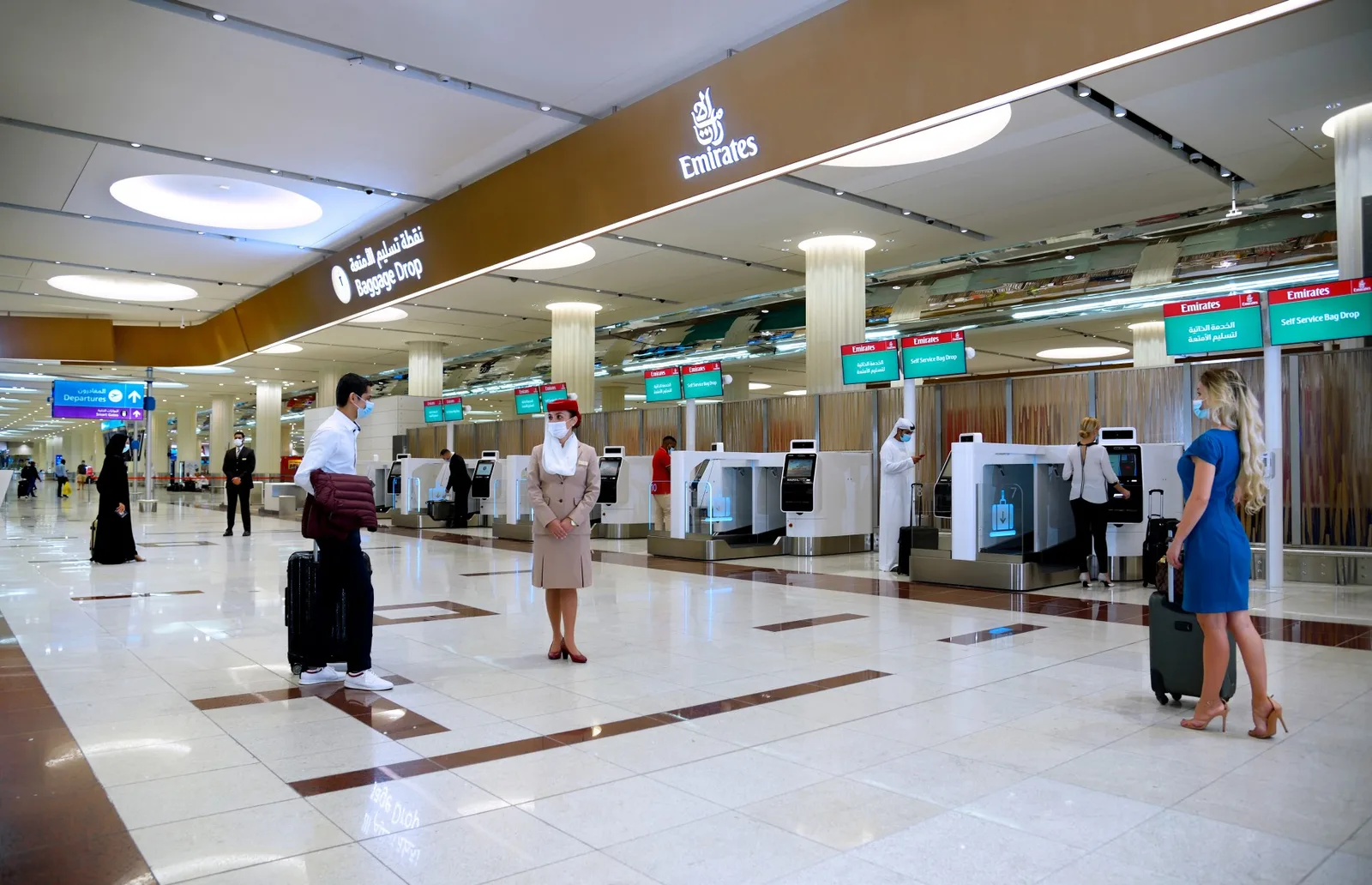 176 دولة يمكن للإمارتيين السفر إليها بدون فيزا