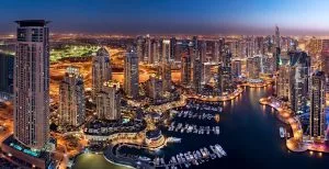 6 مميزات السكن في دبي مارينا