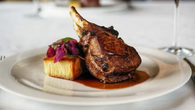 Bull & Bear Steakhouse