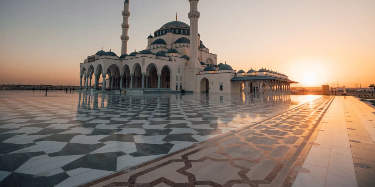 أفضل 10 أماكن سياحية في الشارقة