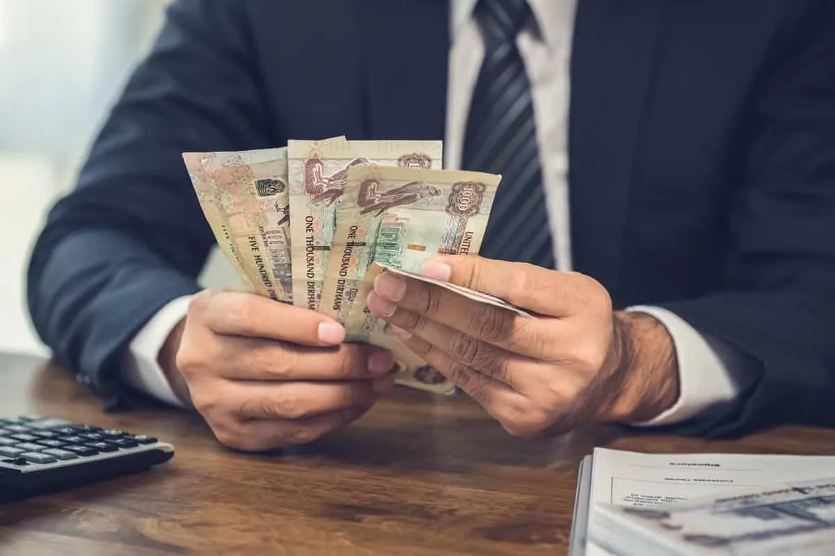 أعلى الرواتب في الإمارات