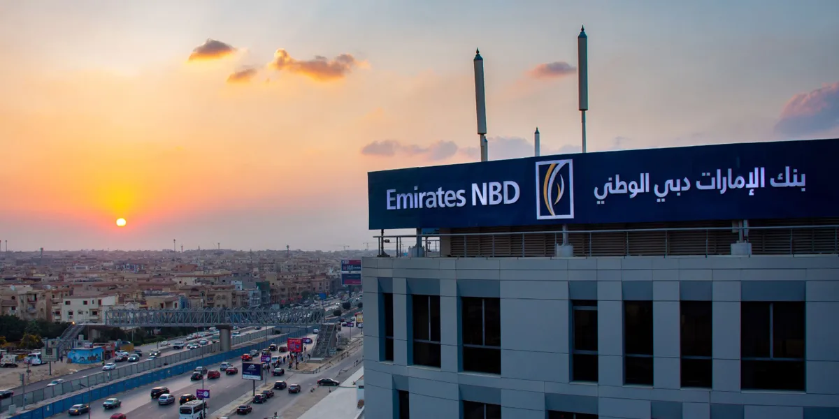 خدمة عملاء بنك الإمارات دبي الوطني وواتساب
