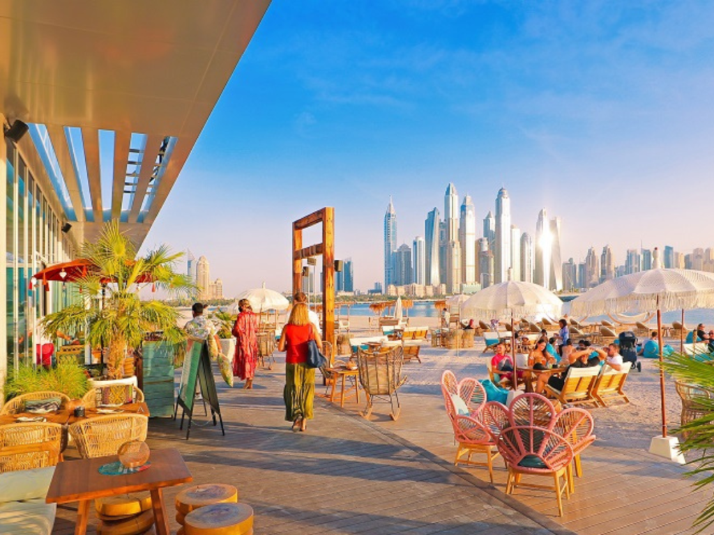 8 أماكن تقدم وجبات الفطور في الهواء الطلق في دبي