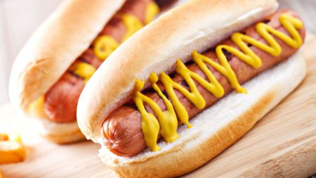 دليل أفضل مطاعم هوت دوغ في دبي