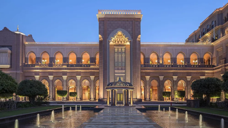 أشهر الفنادق في أبو ظبي القادمة في عام 2025