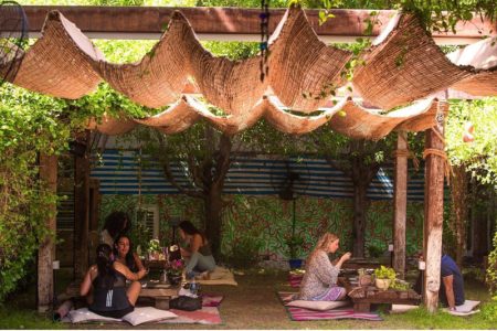 مقاهي صحية في دبي … ينصح بتجربتها مجتمعات صحية