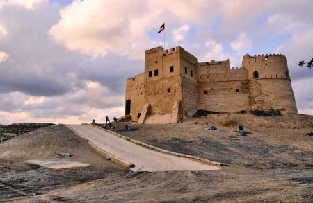 أشهر الأماكن السياحية في مدينة الفجيرة 2024